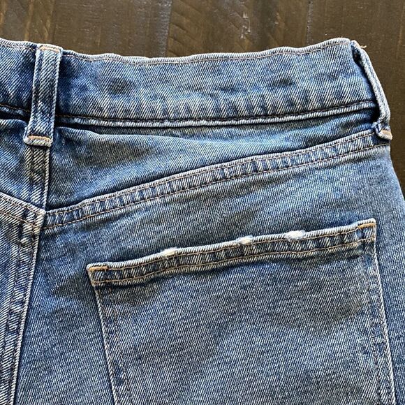 Gap Raw Hem Distressed High Waisted Denim Shorts Ripped Button Fly Raw Hem - Picture 9 of 11